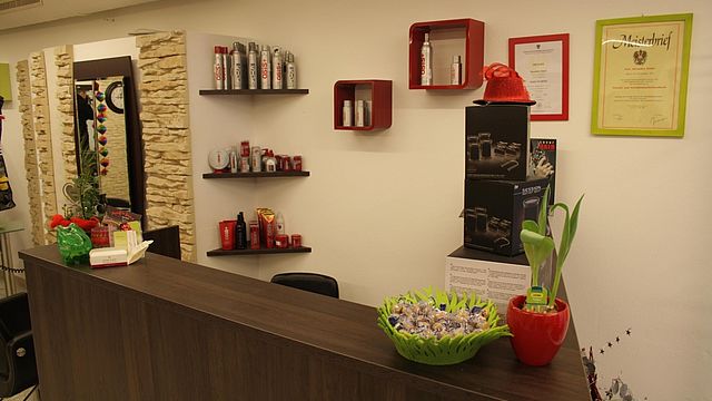 Salon Haareszeiten Friseur Enns