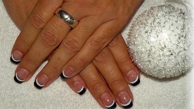 Nageldesign Gudrun Loindl Nagelstudio Unterach am Attersee