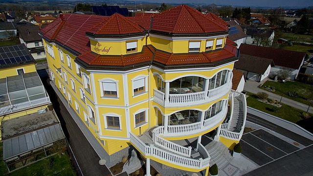 Poschacher Dachdeckerei & Spenglerei eine Unit der Hentschläger Bau GmbH
