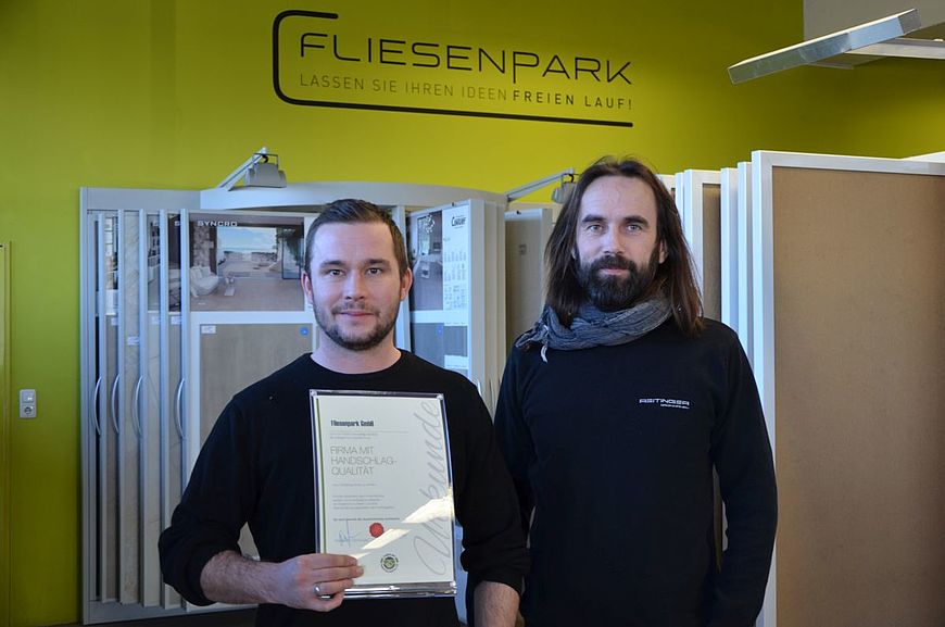 Fliesenpark GmbH aus Peuerbach in Oberösterreich wird ausgezeichnet als Firma mit Handschlagqualität!