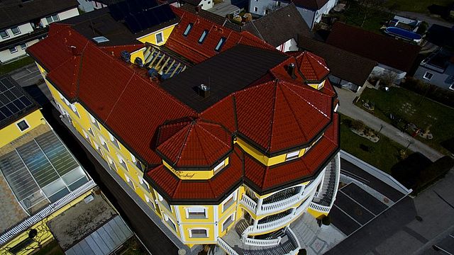 Poschacher Dachdeckerei & Spenglerei eine Unit der Hentschläger Bau GmbH