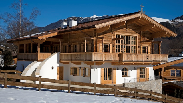 Holzbau Hölzl GmbH & Co.KG Zimmerei Holzbau Reith bei Kitzbühel