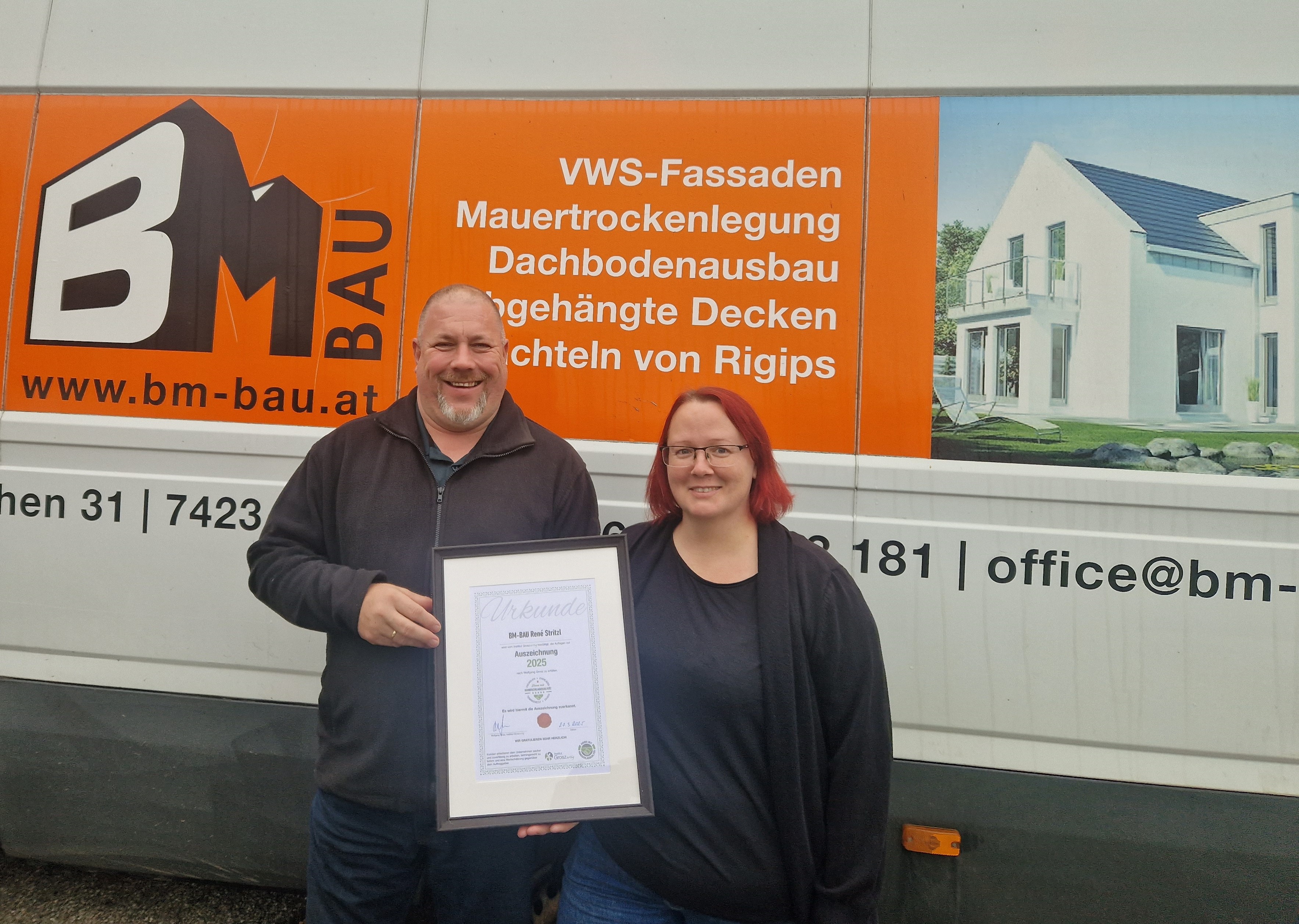 BM-Bau Rene Stritzl aus Grafenschachen wird ausgezeichnet als Firma mit Handschlagqualität